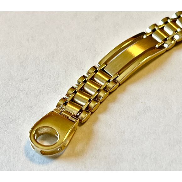 14k Polished and Satin 8.8mm Fancy Bar Link 8.5 inch Mens Bracelet - Picture 7 of 16